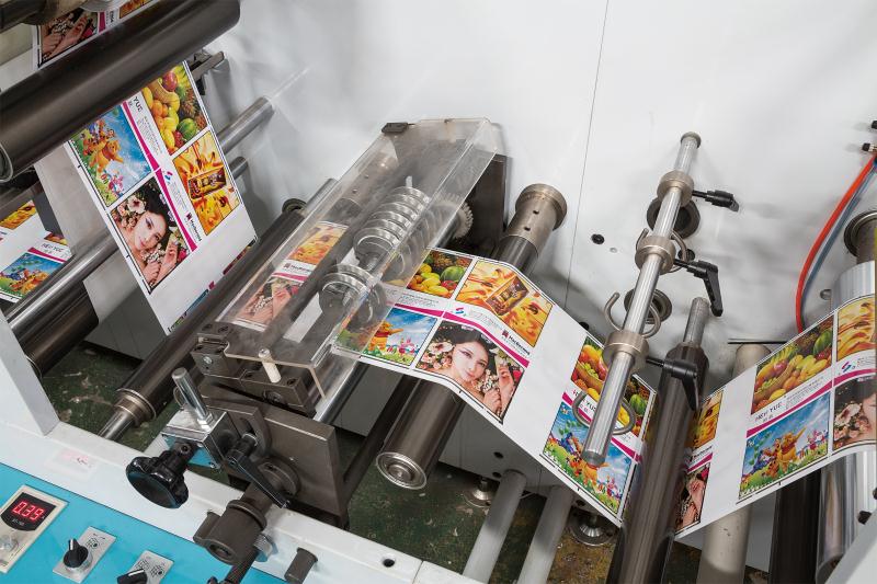 Máquina de impressão flexográfica de etiquetas sem tackless